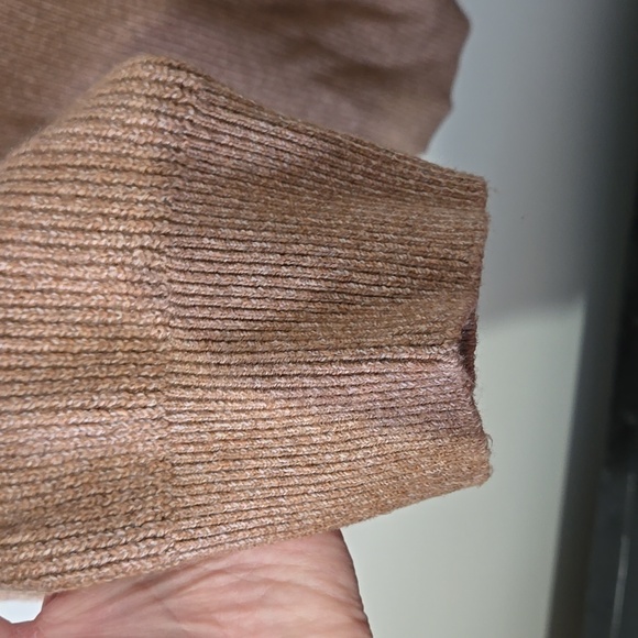 Ladies XXL Old Navy V-neck Sweater - Picture 4 of 6